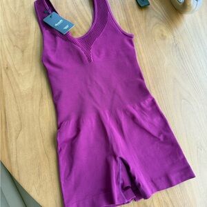 Diosa fit Magenta Seamless Workout Jumpsuit – Body Sculpting Fit